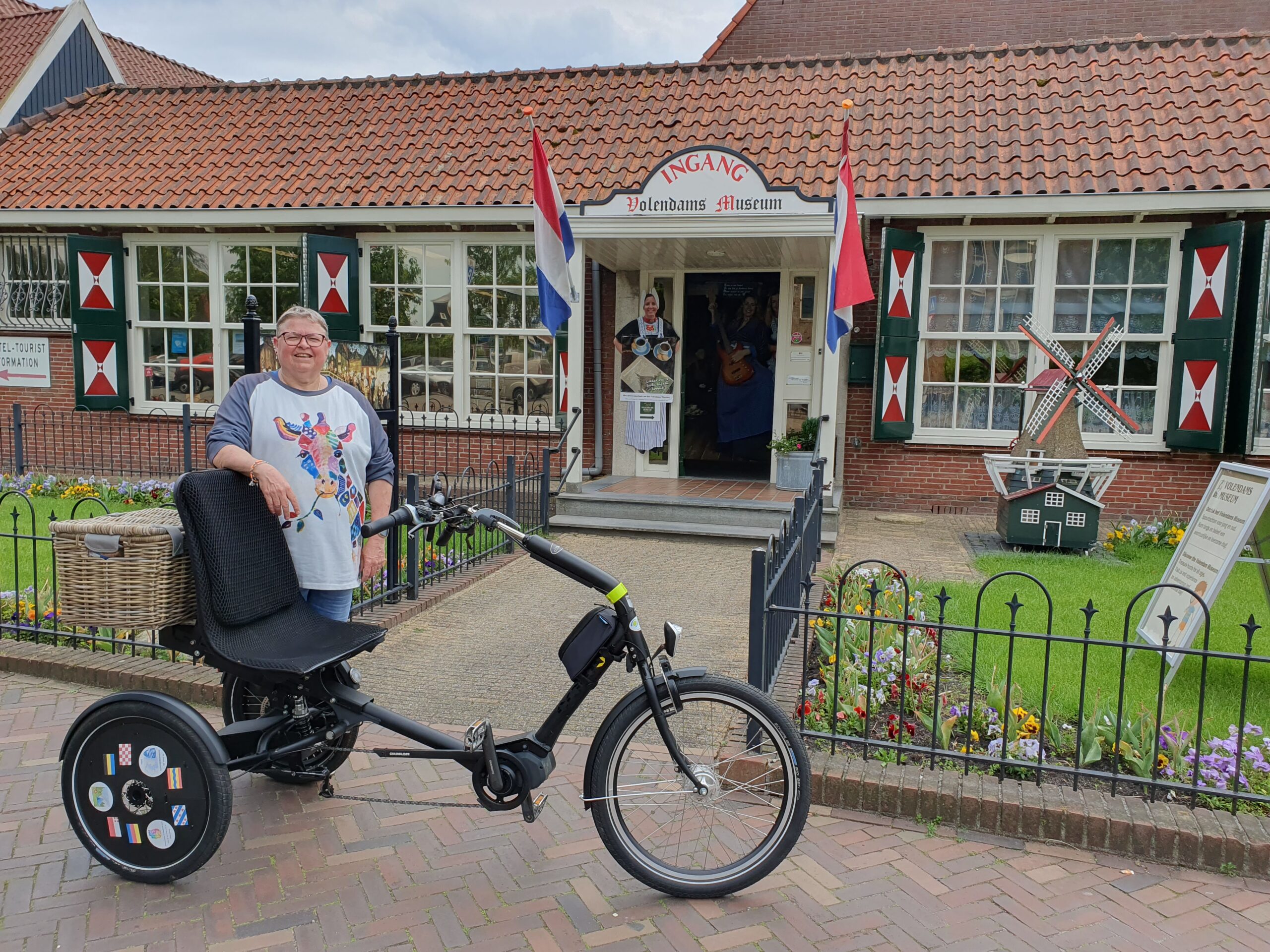 Ireen fiets met haar Huka Cortes de Zuiderzeeroute